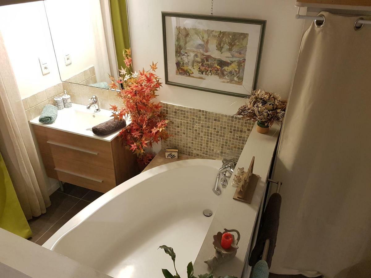 Chambre D'Hote - Mas Le Barret Arles Luaran gambar